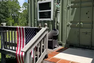 551 Ave Del Sur, Clewiston, FL 33440 - Photo 1