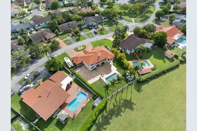 9621 W Calusa Club Dr, Miami, FL 33186 - Photo 79