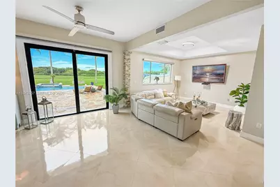 9621 W Calusa Club Dr, Miami, FL 33186 - Photo 15