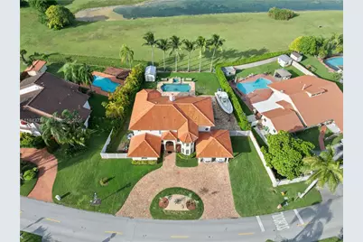 9621 W Calusa Club Dr, Miami, FL 33186 - Photo 69