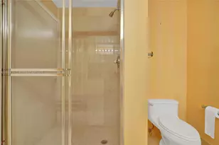 21150 Point Pl, Aventura, FL 33180 - Photo 45