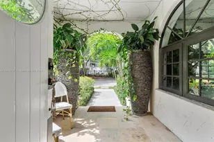 484 NE 57th St, Miami, FL 33137 - Photo 3