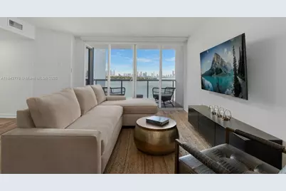 1800 Sunset Harbour Dr #1208, Miami Beach, FL 33139 - Photo 5