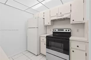 101 SW 132nd Way, Pembroke Pines, FL 33027 - Photo 7