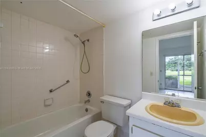101 SW 132nd Way #105J, Pembroke Pines, FL 33027 - Photo 15