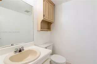 101 SW 132nd Way, Pembroke Pines, FL 33027 - Photo 9