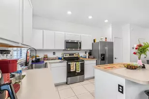 1137 SW 7th Ct, Florida City, FL 33034 - Photo 9