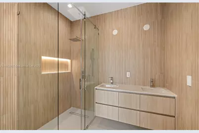 2050 S Hibiscus Dr, North Miami, FL 33181 - Photo 11