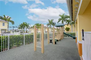 1106 NW 40th Ter, Lauderhill, FL 33313 - Photo 19