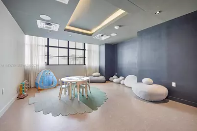 159 NE 6th St #2903, Miami, FL 33132 - Photo 11