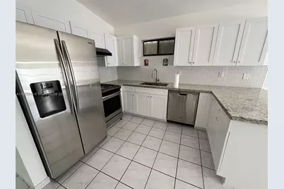 2749 W 72nd St, Hialeah, FL 33016 - Photo 1