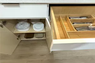 6250 SW 58th Pl, South Miami, FL 33143 - Photo 5