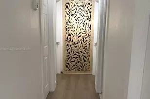 6250 SW 58th Pl, South Miami, FL 33143 - Photo 7