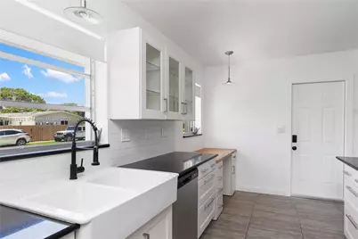 9215 SW 178th Ter, Palmetto Bay, FL 33157 - Photo 7