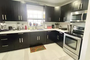 739 NW 112th St, Miami, FL 33168 - Photo 13