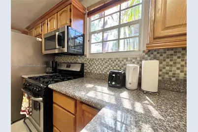 636 NW 11th St #636, Miami, FL 33136 - Photo 5