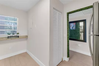 9410 Poinciana Pl #206, Davie, FL 33324 - Photo 11