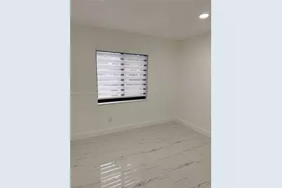 15921 SW 82nd St, Miami, FL 33193 - Photo 11