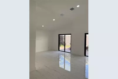 15921 SW 82nd St, Miami, FL 33193 - Photo 15