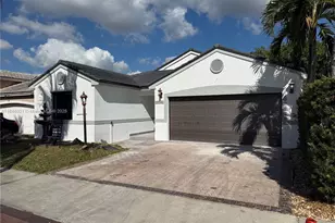 15921 SW 82nd St, Miami, FL 33193 - Photo 3