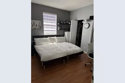 1051 Sorrento Dr, Weston, FL 33326 - Photo 9