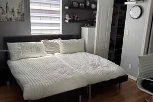 1051 Sorrento Dr, Weston, FL 33326 - Photo 9