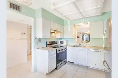 14360 Strathmore Ln #203, Delray Beach, FL 33446 - Photo 5