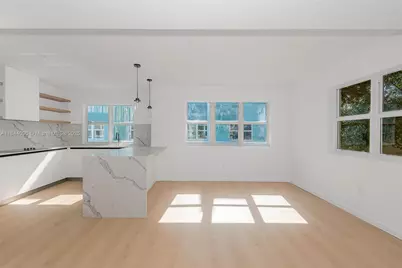 824 SE 12th Ct #1, Fort Lauderdale, FL 33316 - Photo 11