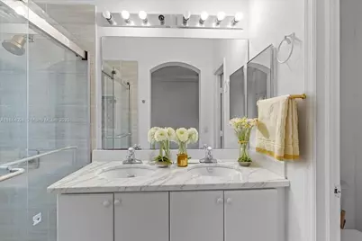 8245 NW 108th Ave #6-15, Doral, FL 33178 - Photo 5