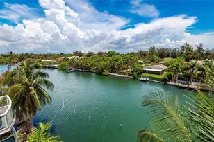 1975 Calais Dr, Miami Beach, FL 33141 - Photo 9