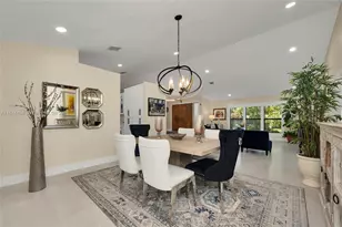 8375 SW 78th St, Miami, FL 33143 - Photo 11