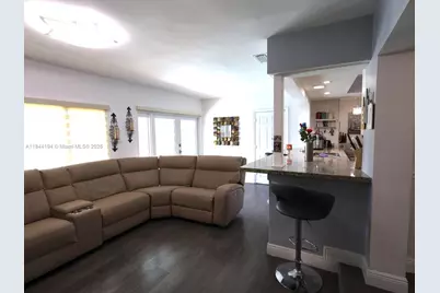 9170 NW 24th Pl, Sunrise, FL 33322 - Photo 19