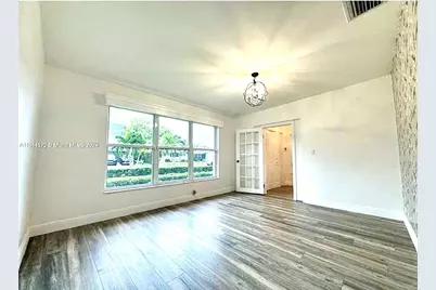 2075 S Hibiscus Dr, North Miami, FL 33181 - Photo 17