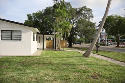 3955 SW 69th Ave, Miami, FL 33155 - Photo 3