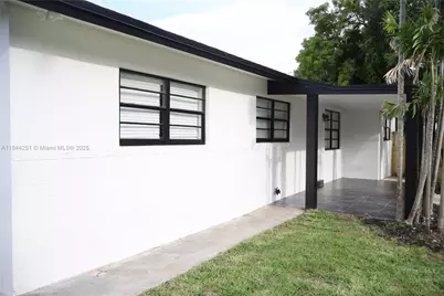 3955 SW 69th Ave, Miami, FL 33155 - Photo 5