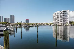 2665 S Parkview Dr, Hallandale Beach, FL 33009 - Photo 27