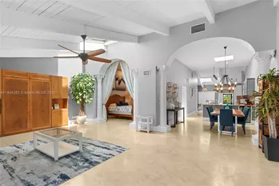 2665 S Parkview Dr, Hallandale Beach, FL 33009 - Photo 15