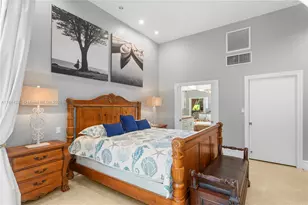 2665 S Parkview Dr, Hallandale Beach, FL 33009 - Photo 25