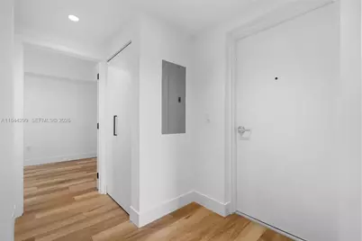 650 SW 1st St #206, Miami, FL 33130 - Photo 11