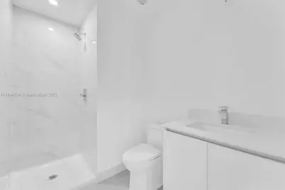 700 NE 24 Street #3806, Miami, FL 33137 - Photo 25