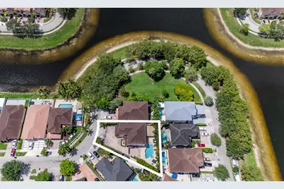 14989 SW 22nd St, Miami, FL 33185 - Photo 3