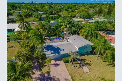 7475 SW 134th St, Pinecrest, FL 33156 - Photo 1