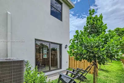445 NE 1st Dr #445, Florida City, FL 33034 - Photo 11