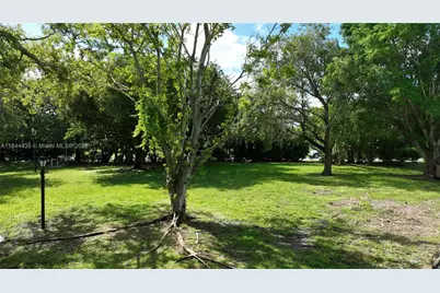 10655 Vanceboro Ct., Lehigh Acres, FL 33936 - Photo 33