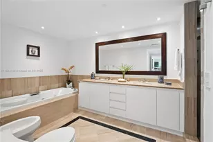 1643 Brickell Ave, Miami, FL 33129 - Photo 27