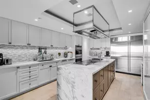 20201 E Country Club Dr, Aventura, FL 33180 - Photo 9