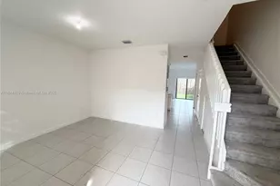 23465 SW 127th Pl, Homestead, FL 33032 - Photo 5