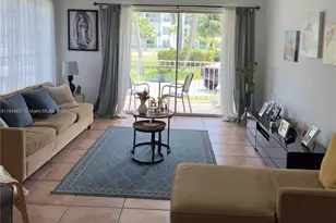 1631 NE 114th St, Miami, FL 33181 - Photo 3