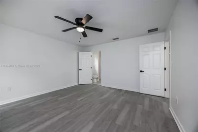 1523 NE 1st Avenue, Gainesville, FL 32641 - Photo 19