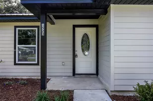 1523 NE 1st Ave, Gainesville, FL 32641 - Photo 3